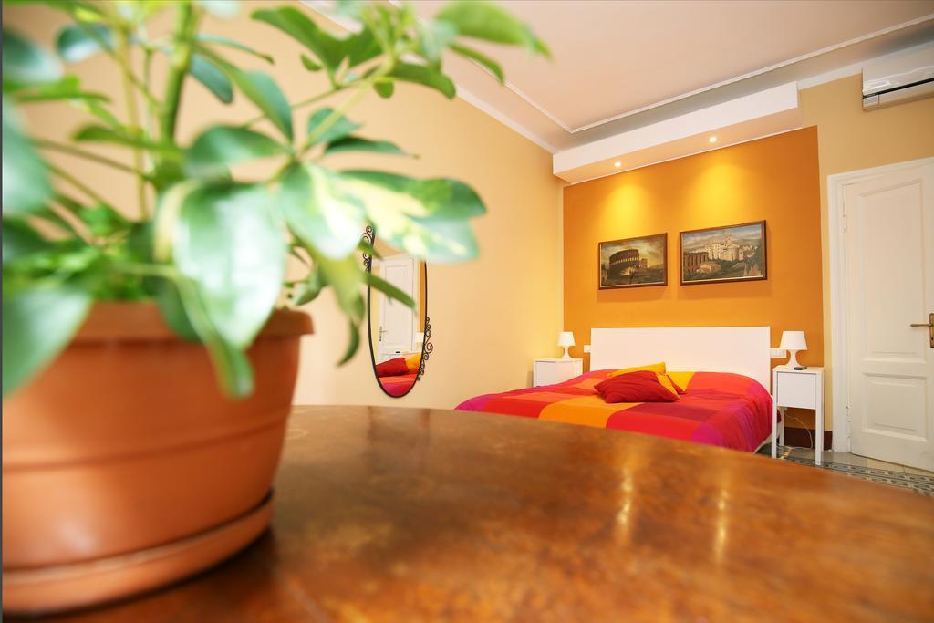 Giulietta Al Colosseo B&B Róma Szoba fotó